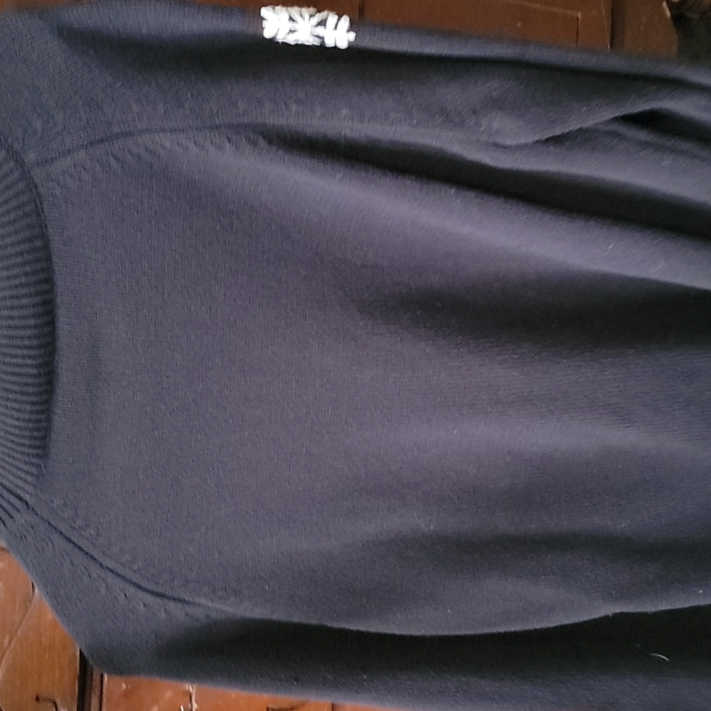 Snowflake sweater - Picture 3 of 4